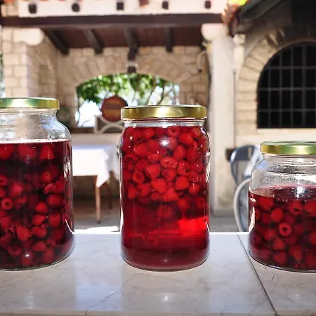 Segetski Dvori - Tradition Since 1964 3*